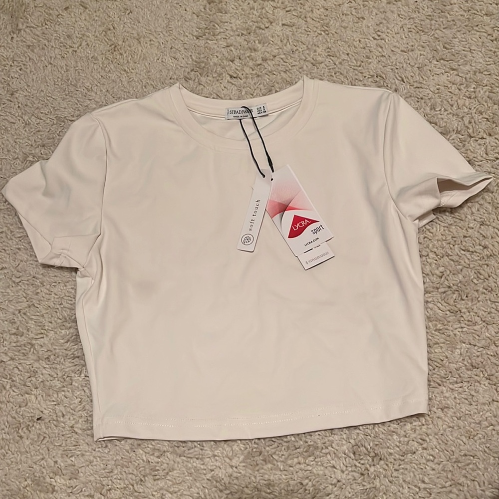 Stradivarius second skin tee in ecru